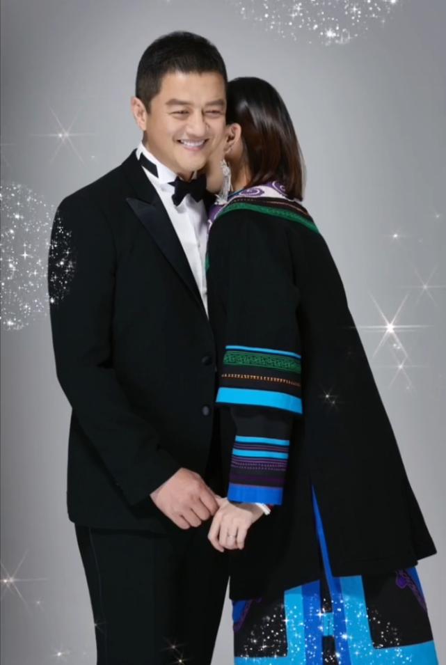 李亚鹏妻子称经济不好要换小房子