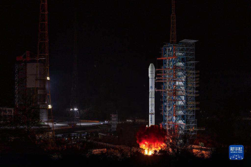 中国成功发射中星3B卫星
