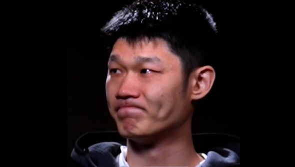 胡金秋夺冠后哭了