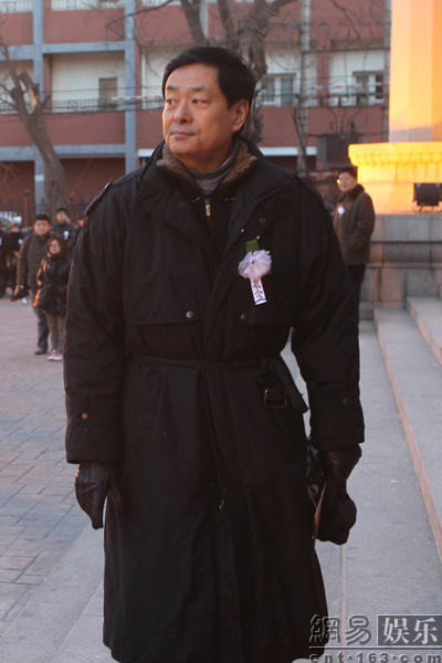 濮存昕等众多演艺界人士痛悼朱媛媛