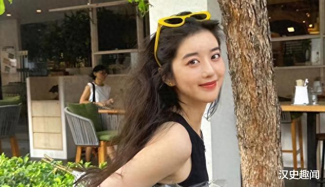 李凯馨发视频回应“辱骂国人”争议