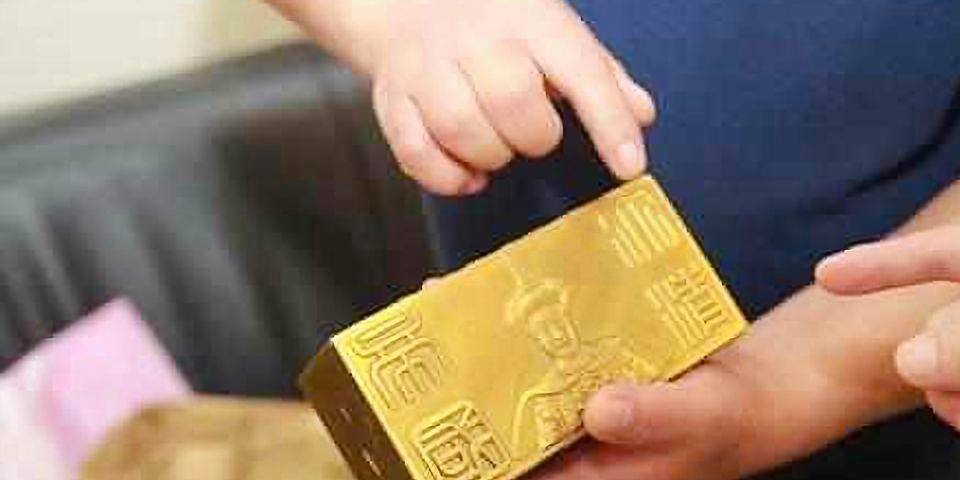震惊！传重庆一贪官祖坟挖出3公斤金砖，背后隐藏惊人内幕！