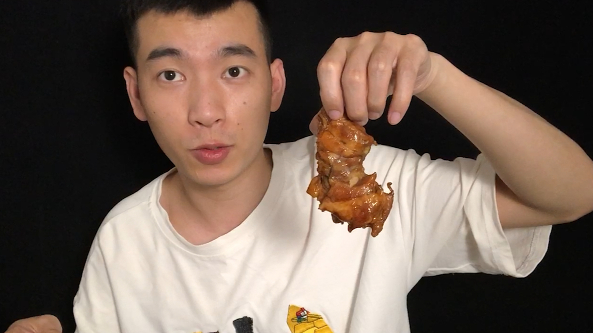 震惊！小伙连吃28天鸡腿饭瘦了10多斤，医生揭秘背后真相！