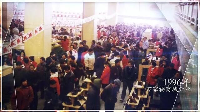 震惊！扬州一商场有人高坠不幸身亡，现场细节曝光引热议