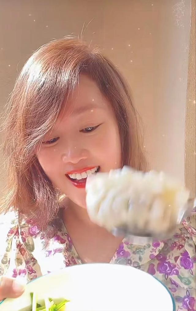 震惊！孩子一觉醒来脸肿成“发面馒头”，医生紧急提醒家长注意这些症状！
