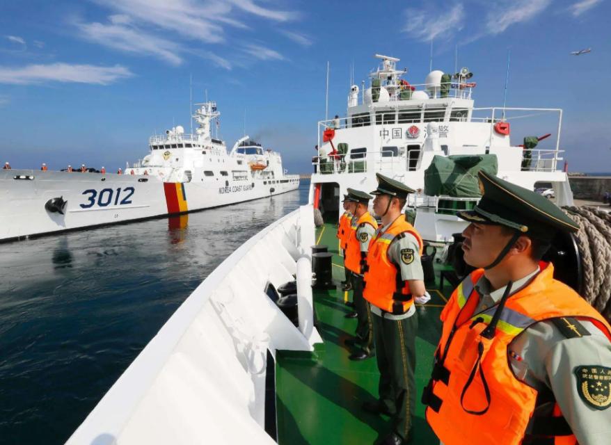 中国在南海对菲出手 美国趁机挑事：局势紧张背后的真相与应对策略