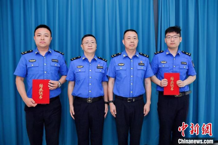 震撼！成都首批城管“飞行员”即将上岗，城市管理迎来空中革命！