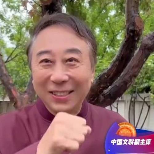震惊！冯巩有新身份，背后原因让人意想不到！